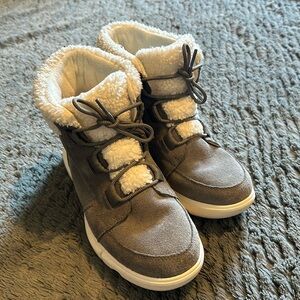 Sorel Explorer Boot